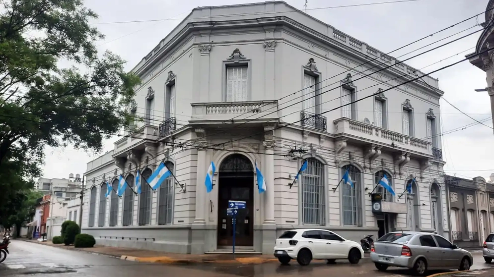 Quedó filmada: Una tesorera del Banco Nación robó $40 millones para pagar la tarjeta de crédito