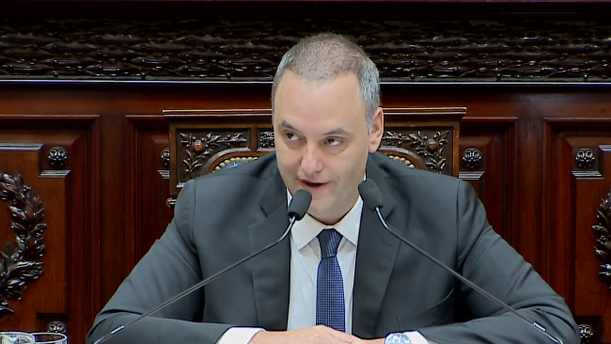 El día en que el Gobierno eligió el show antes que las respuestas