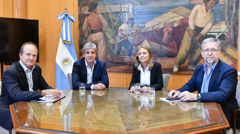 El fondo de subsidios al gas quebró bajo Milei: eliminaron los descuentos y el agujero fiscal persiste