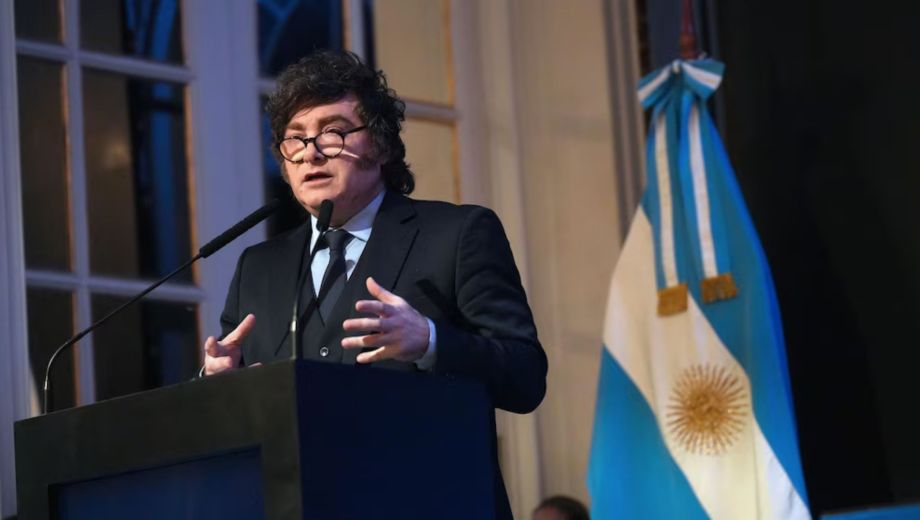 El Gobierno desvió $35.000 millones de las provincias para blindar a las Fuerzas Armadas y la SIDE