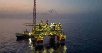 Denuncia en el Congreso: una petrolera británica, sancionada por operar en Malvinas, hoy recibe beneficios del RIGI en Río Negro